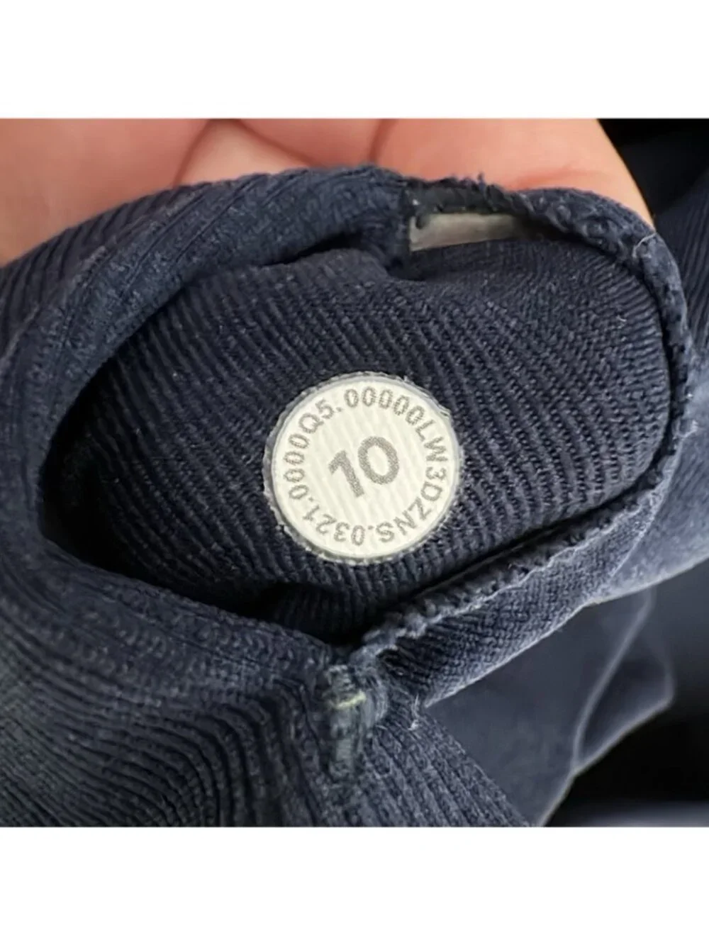 Lululemon Women 10 True Navy Ribbed Ebb To Street Long Sleeve Cropped Top